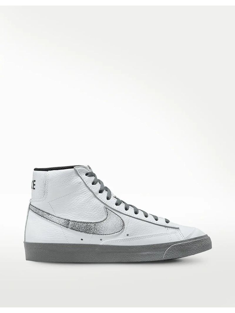 Nike sale blazer dorados