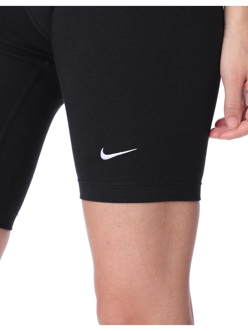 Negro Estilo de vida Shorts Mallas. Nike MX