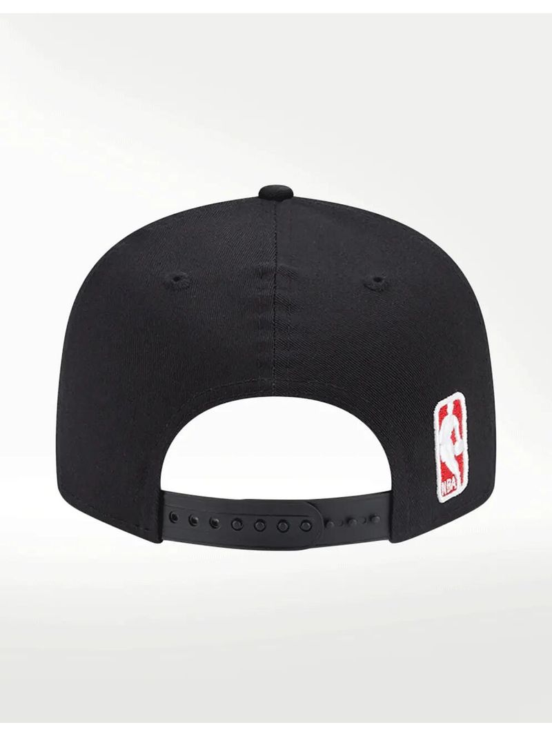 Usar una gorra snapback o una fitted (a la medida)? Eterno dilema – New Era  Cap México