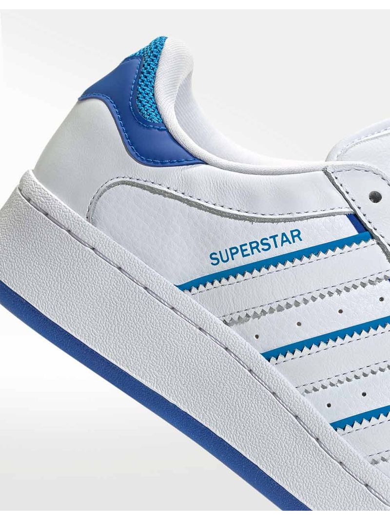 Adidas superstar blancos con azul sale