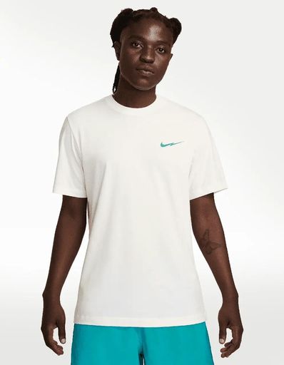 PLAYERA NIKE LBR SSNL CLUB