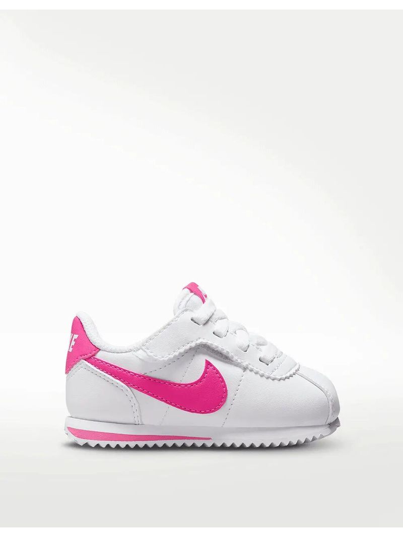Pink baby nikes outlet