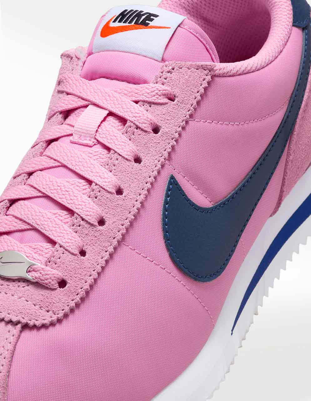 Nike la cortez online