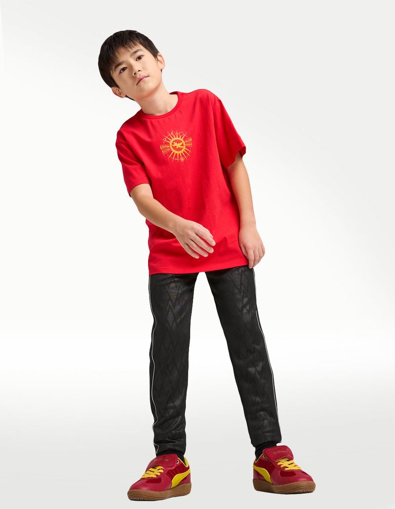 63007711-3.jpg