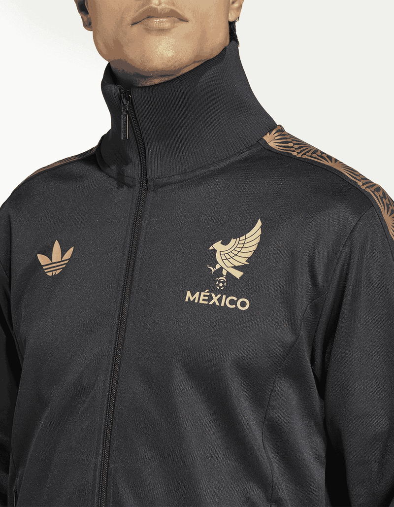 JE5335_6_APPAREL_On Model_Detail View 1_transparent_50_11zon.png