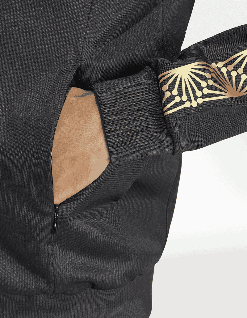 JE5335_7_APPAREL_On Model_Detail View 2_transparent_51_11zon.png