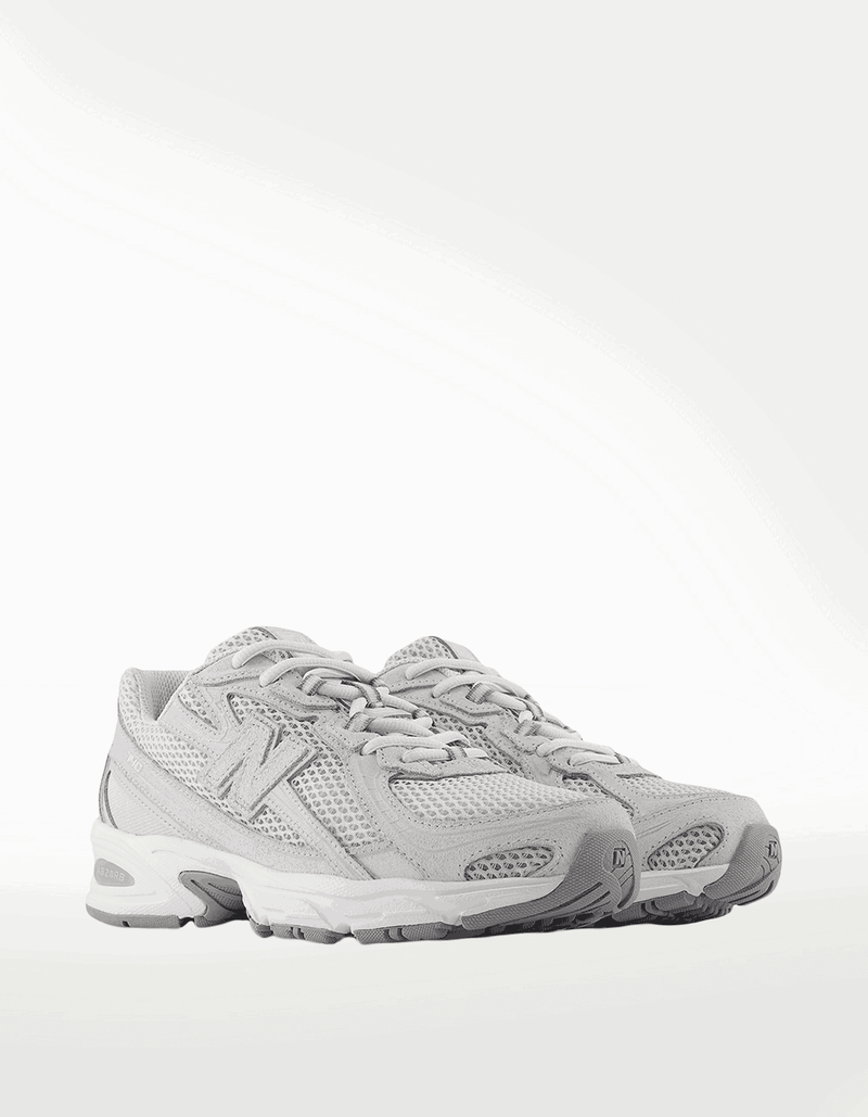 U740GS2_5_44_11zon.png