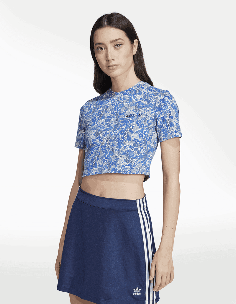 JC5311_3_APPAREL_On Model_Standard View_transparent_20_11zon.png