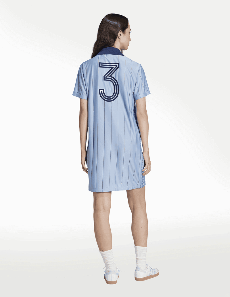 JC5313_4_APPAREL_On Model_Back View_transparent_24_11zon.png