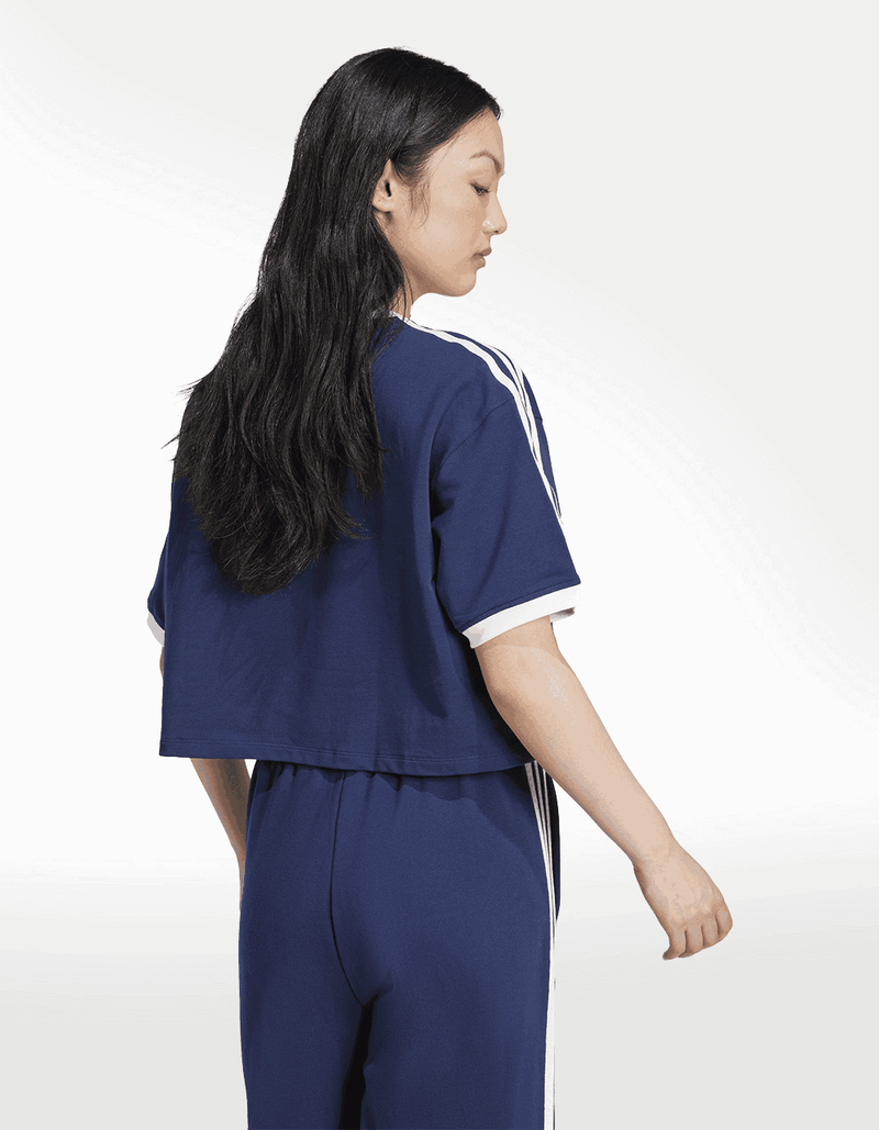 JC8151_3_APPAREL_On Model_Back View_transparent_59_11zon.png