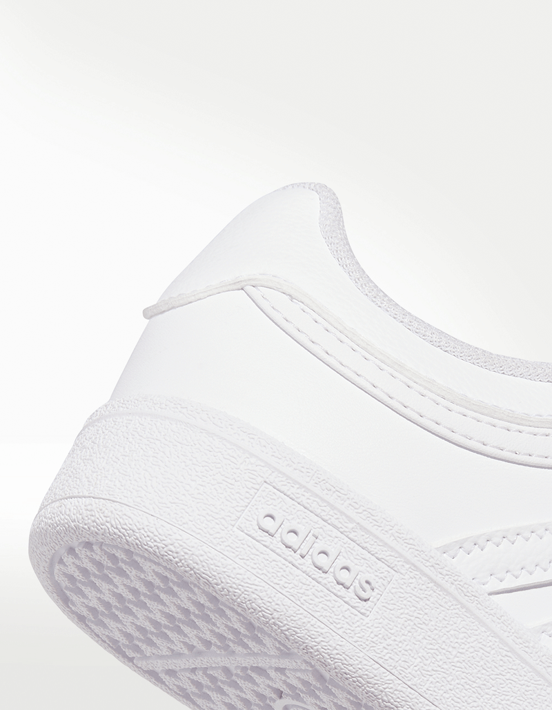 JI3481_8_FOOTWEAR_Photography_Detail-View-1_transparent.png