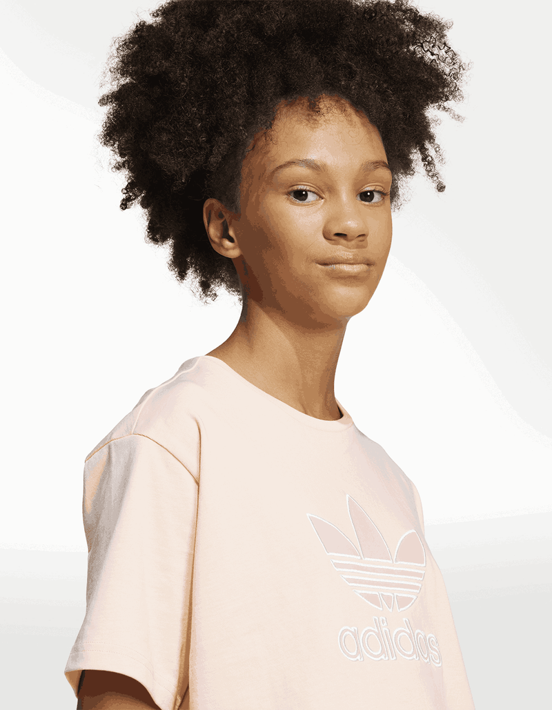 JC9138_5_APPAREL_On Model_Detail View 1_transparent_15_11zon.png