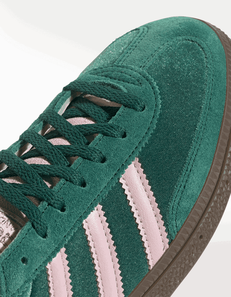 JI2648_8_FOOTWEAR_Photography_Detail View 1_transparent_30_11zon.png