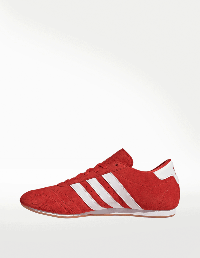 JS1460_5_FOOTWEAR_Photography_Side-Medial-Center-View_transparent_13_11zon.png