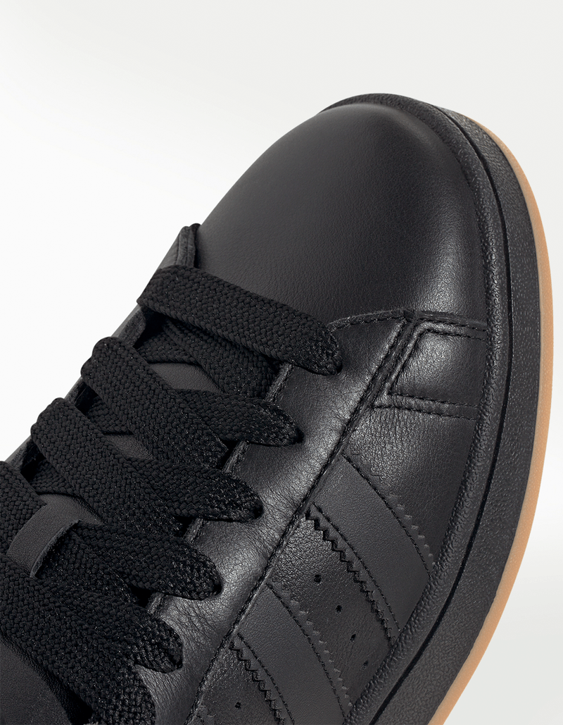 JP9995_9_FOOTWEAR_Photography_Detail View 2_transparent