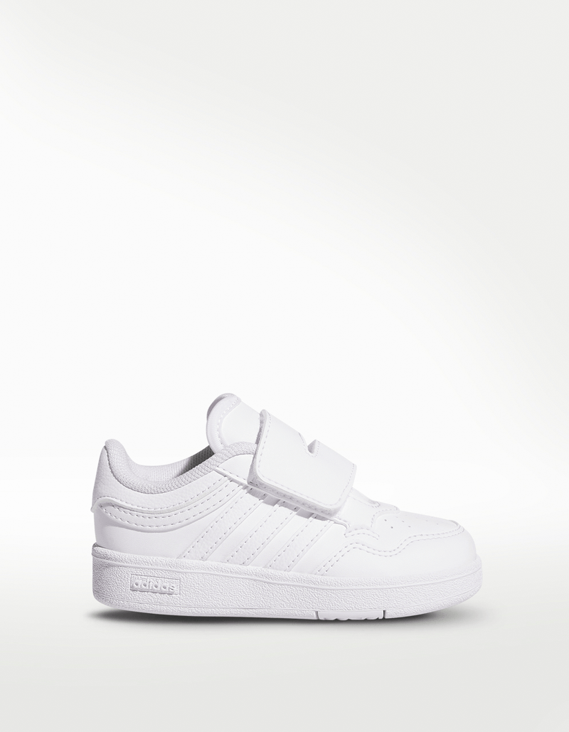 JI3485_1_FOOTWEAR_Photography_Side-Lateral-Center-View_transparent