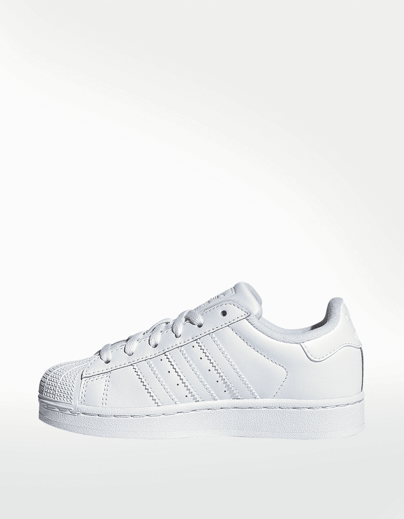 JH9982_5_FOOTWEAR_Photography_Side-Medial-Center-View_transparent