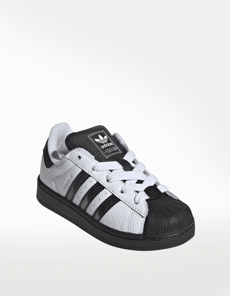 JQ0315_6_FOOTWEAR_Photography_Front-Lateral-Top-View_transparent
