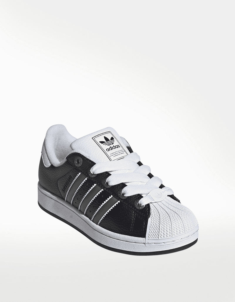 JQ0314_6_FOOTWEAR_Photography_Front-Lateral-Top-View_transparent