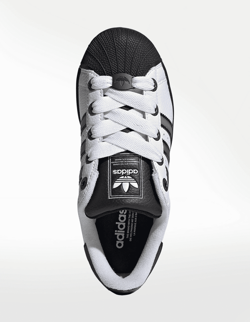 JQ0313_3_FOOTWEAR_Photography_Top Portrait View_transparent