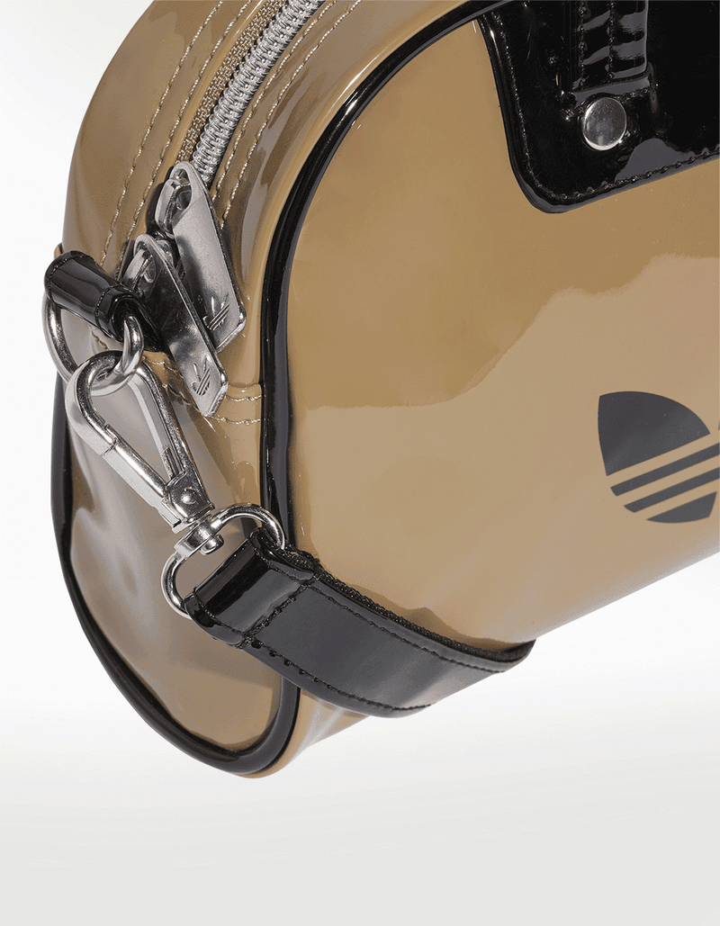 JX0250_4_HARDWARE_Photography_Detail-View-1_transparent