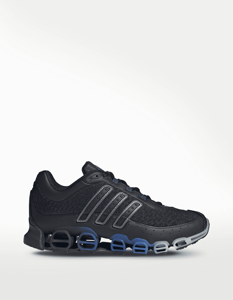 JR0906_1_FOOTWEAR_Photography_Side-Lateral-Center-View_transparent