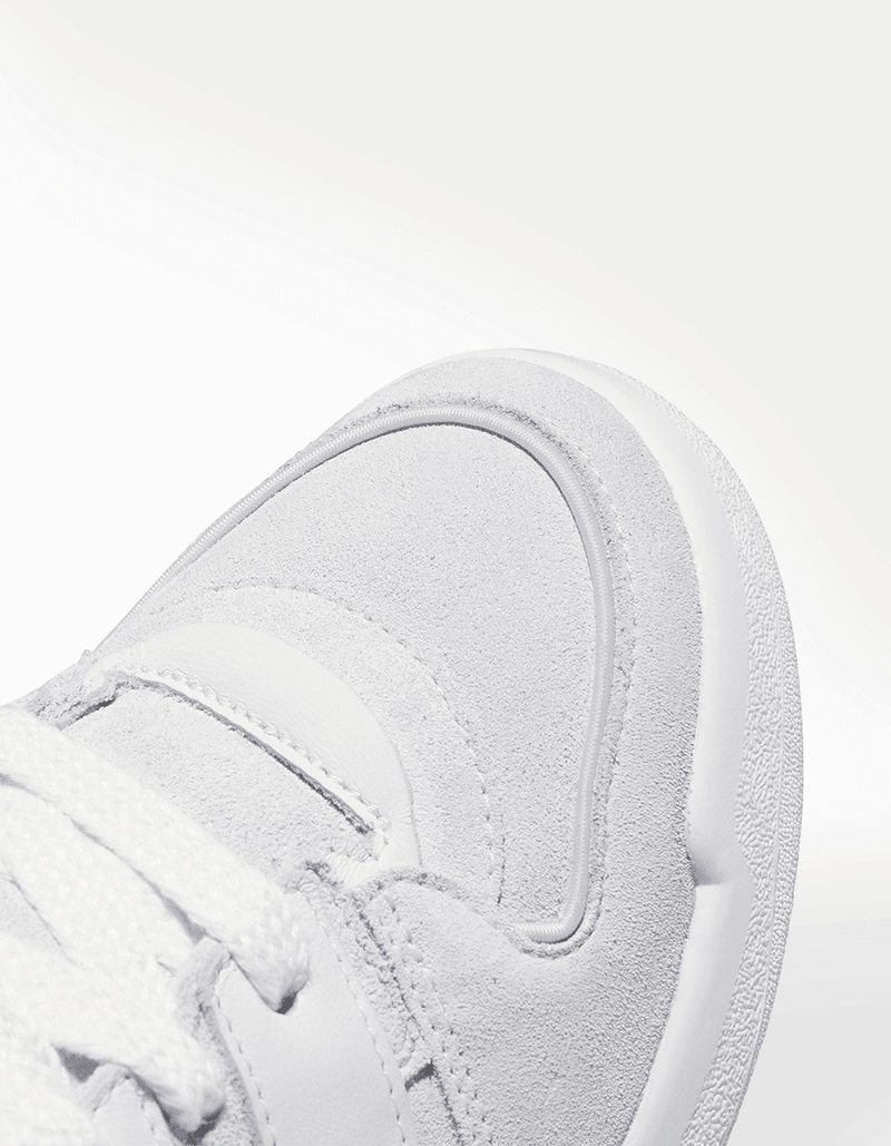 JR0510_9_FOOTWEAR_Photography_Detail View 2_transparent