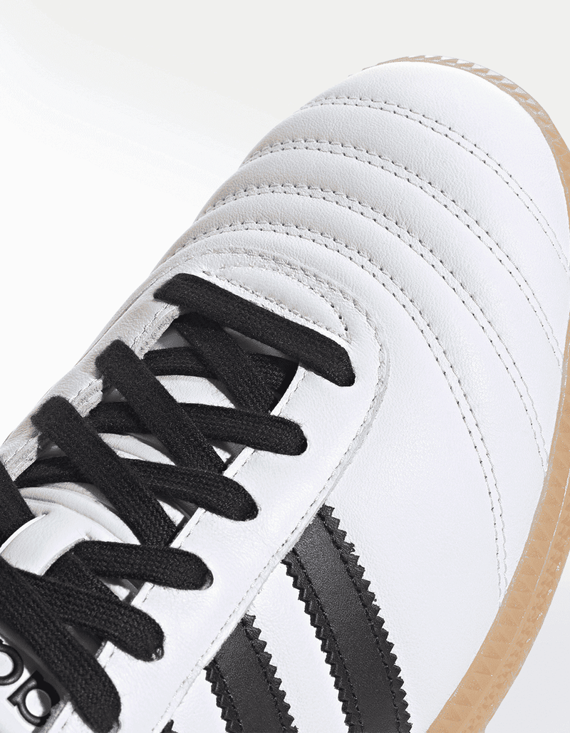 JQ9055_9_FOOTWEAR_Photography_Detail-View-2_transparent