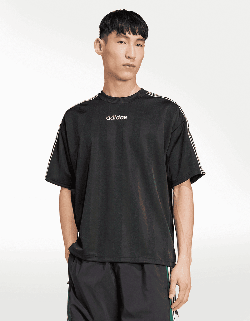 JX3068_2_APPAREL_On-Model_Standard-View_transparent