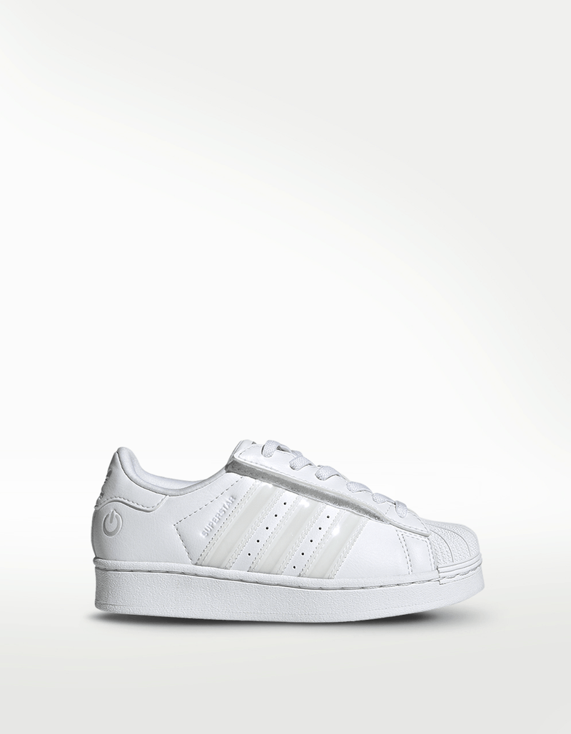 JQ6419_1_FOOTWEAR_Photography_Side-Lateral-Center-View_transparent