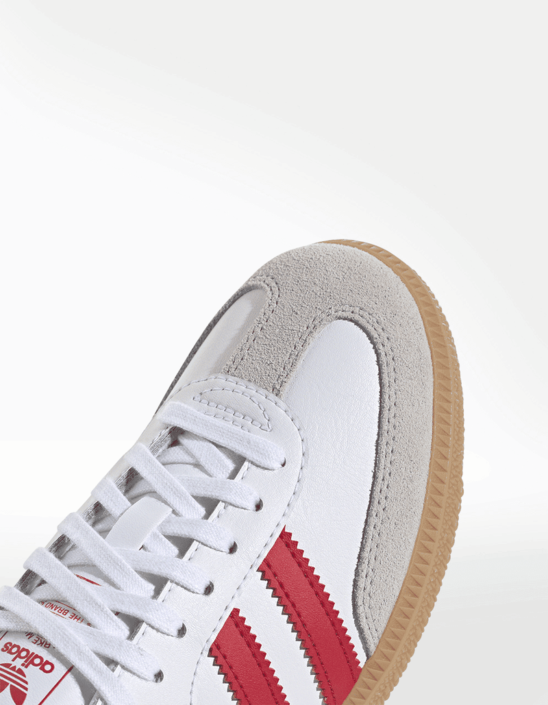 JQ2833_9_FOOTWEAR_Photography_Detail-View-2_transparent