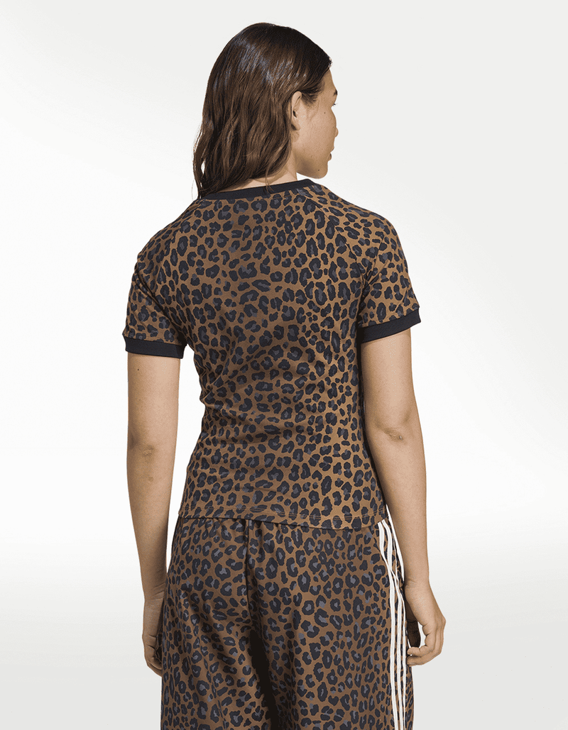 JW7304_3_APPAREL_On Model_Back View_transparent