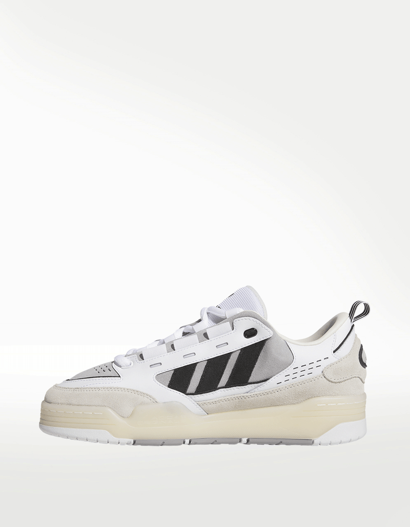 HQ2270_5_FOOTWEAR_Photography_Side-Medial-Center-View_transparent