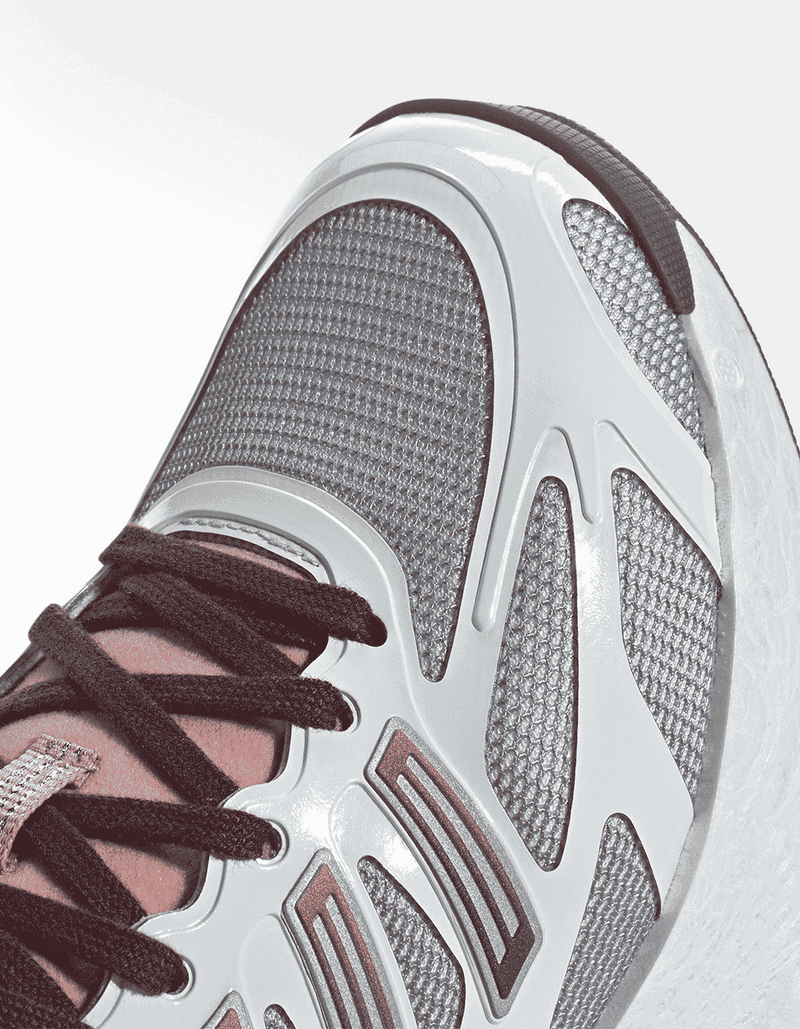 JR6250_8_FOOTWEAR_Photography_Detail-View-1_transparent