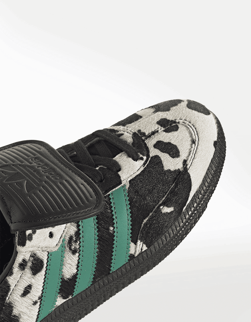 JS3930_9_FOOTWEAR_Photography_Detail-View-2_transparent