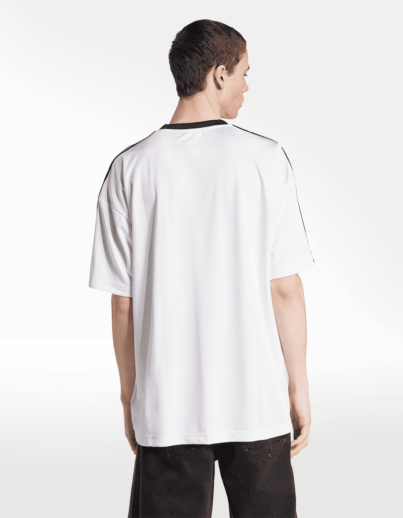 JW5877_3_APPAREL_On Model_Back View_transparent
