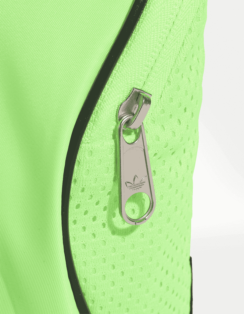 JX5309_5_HARDWARE_Photography_Detail View 1_transparent