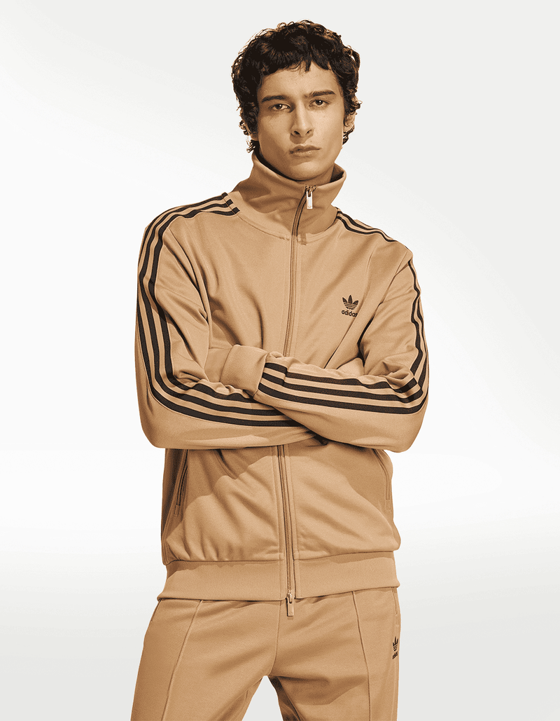JY1278_2_APPAREL_On Model_Standard View_transparent