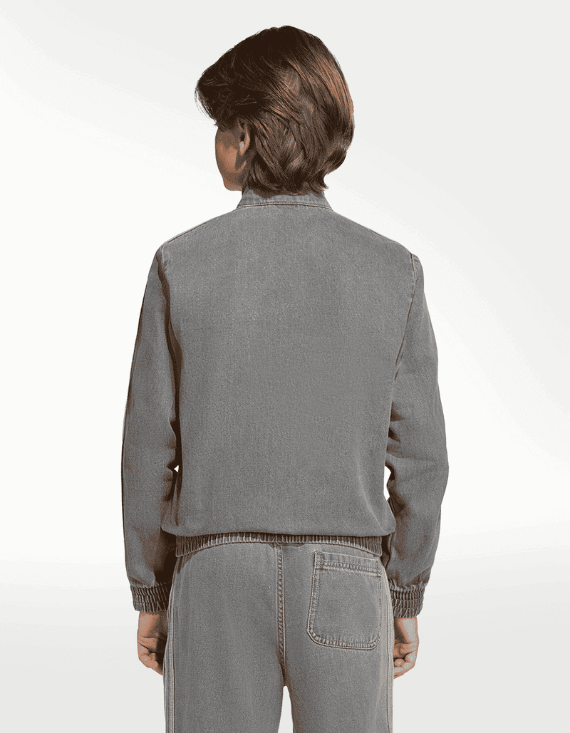 JV7801_3_APPAREL_On Model_Back View_transparent