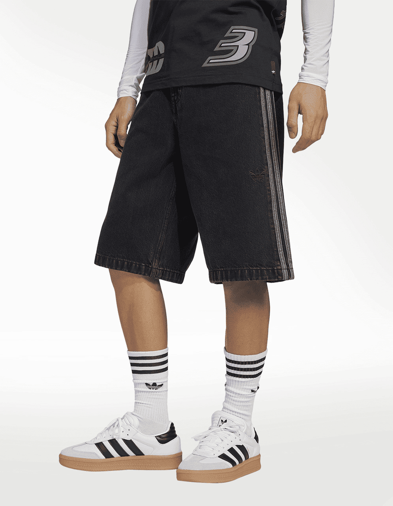 JC6719_2_APPAREL_On Model_Standard View_transparent
