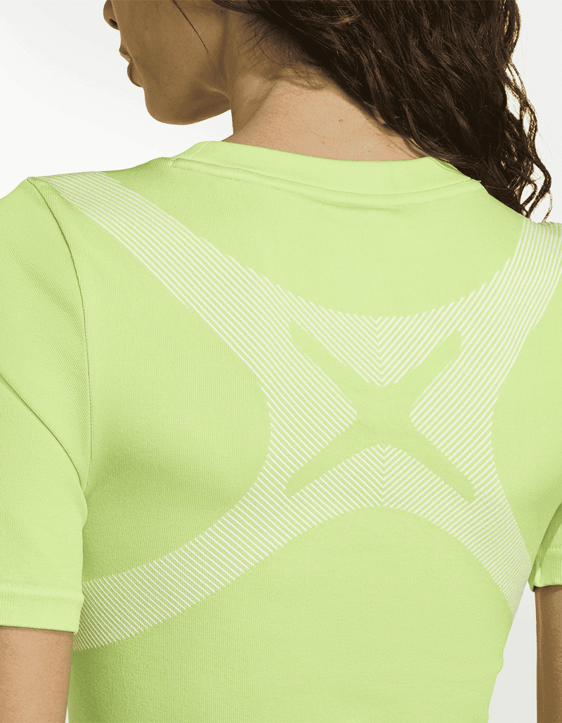 JV8506_6_APPAREL_On Model_Detail View 2_transparent
