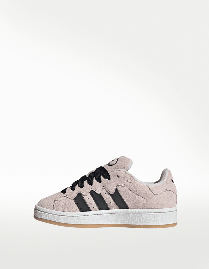 JR0898_5_FOOTWEAR_Photography_Side-Medial-Center-View_transparent