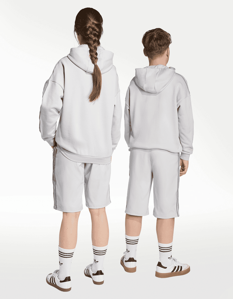 JW7733_7_APPAREL_On Model_Standard Unisex Back View_transparent