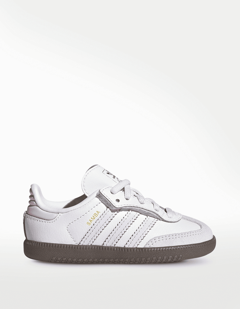 JQ2847_1_FOOTWEAR_Photography_Side Lateral Center View_transparent