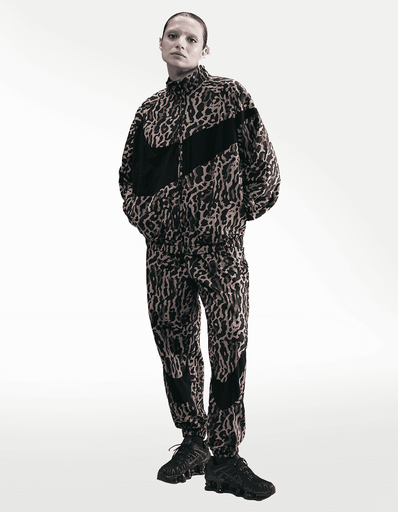 CHAMARRA NIKE W NSW TREND WVN HBR AOP